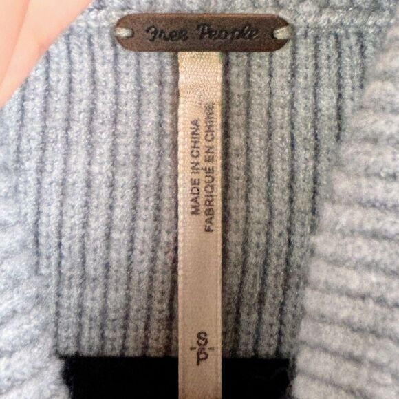 Free People Softly Structured Knit Tunic Sweater Knit Turtleneck Pullover Gray S - Picture 8 of 10